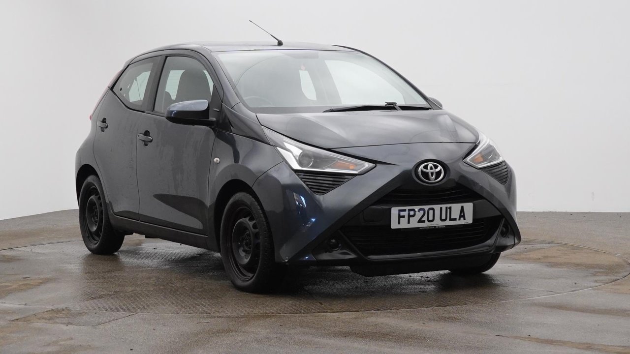 Main listing image - Toyota Aygo