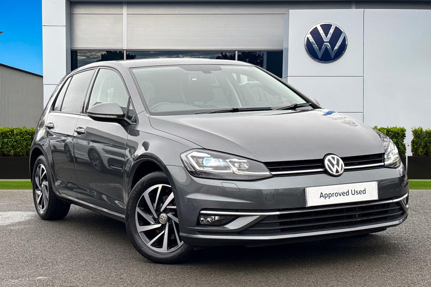 Main listing image - Volkswagen Golf