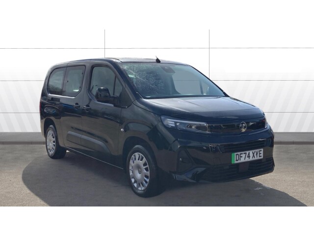 Main listing image - Vauxhall Combo Life-e