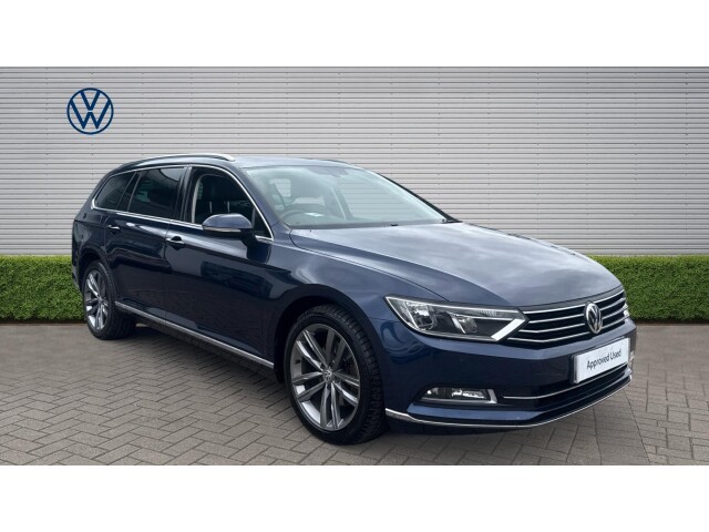 Main listing image - Volkswagen Passat