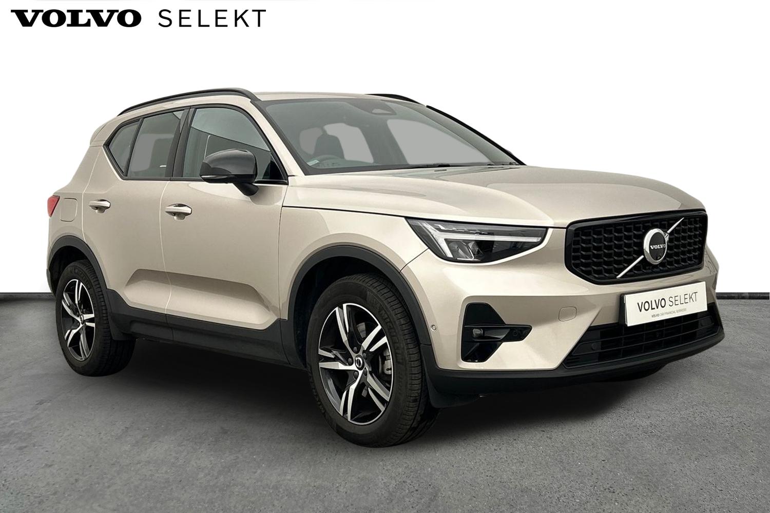 Main listing image - Volvo XC40