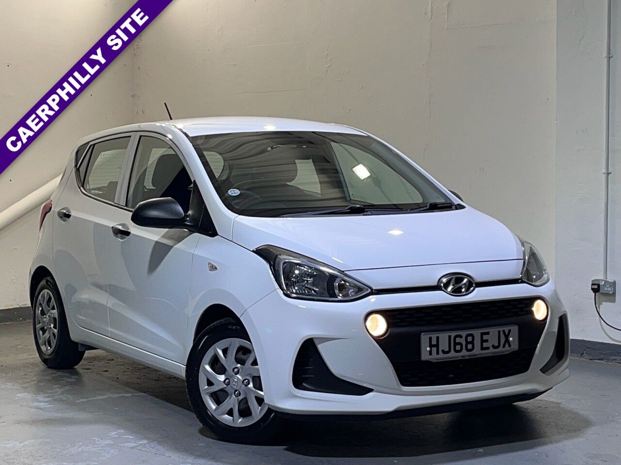 Main listing image - Hyundai i10