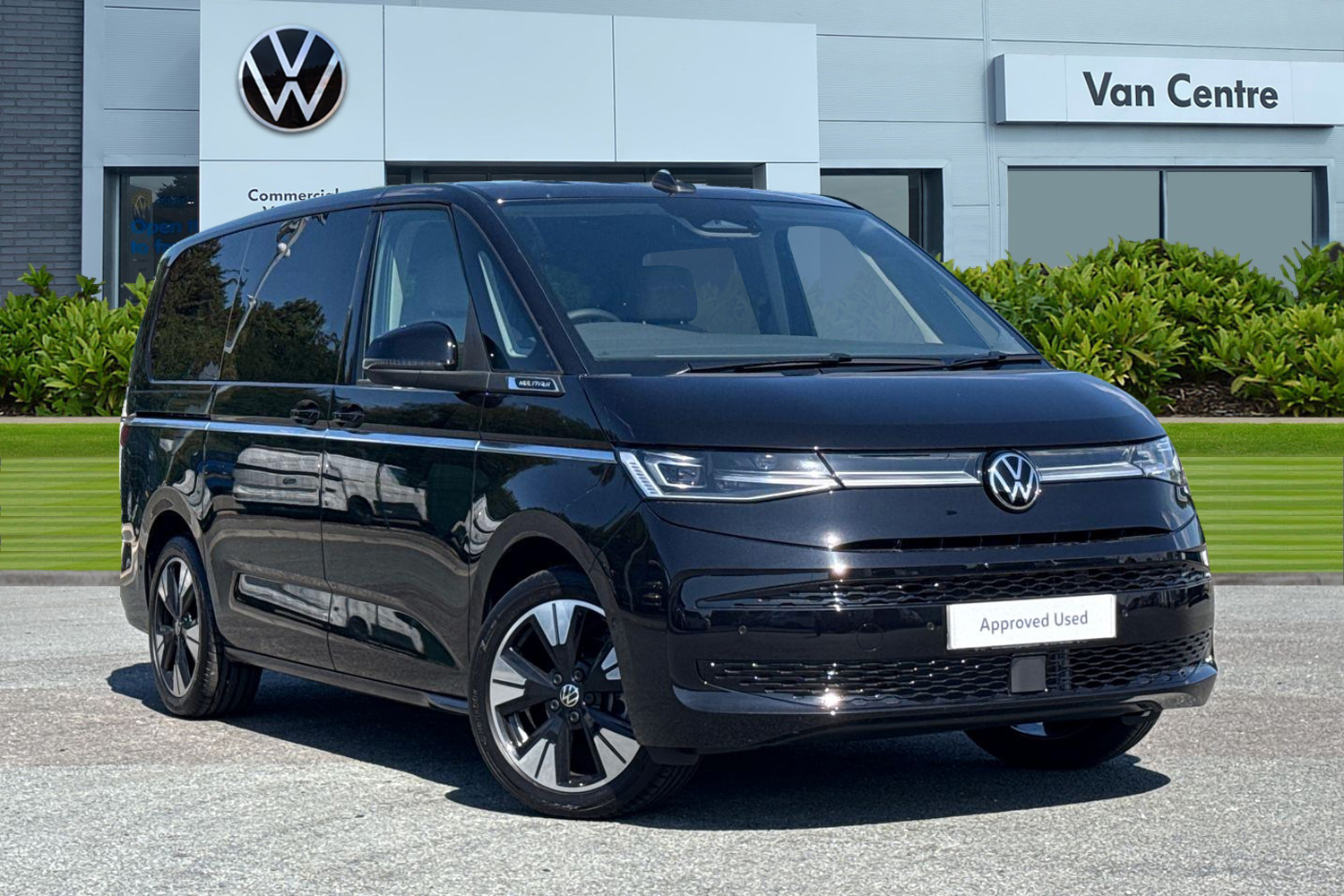 Main listing image - Volkswagen Multivan