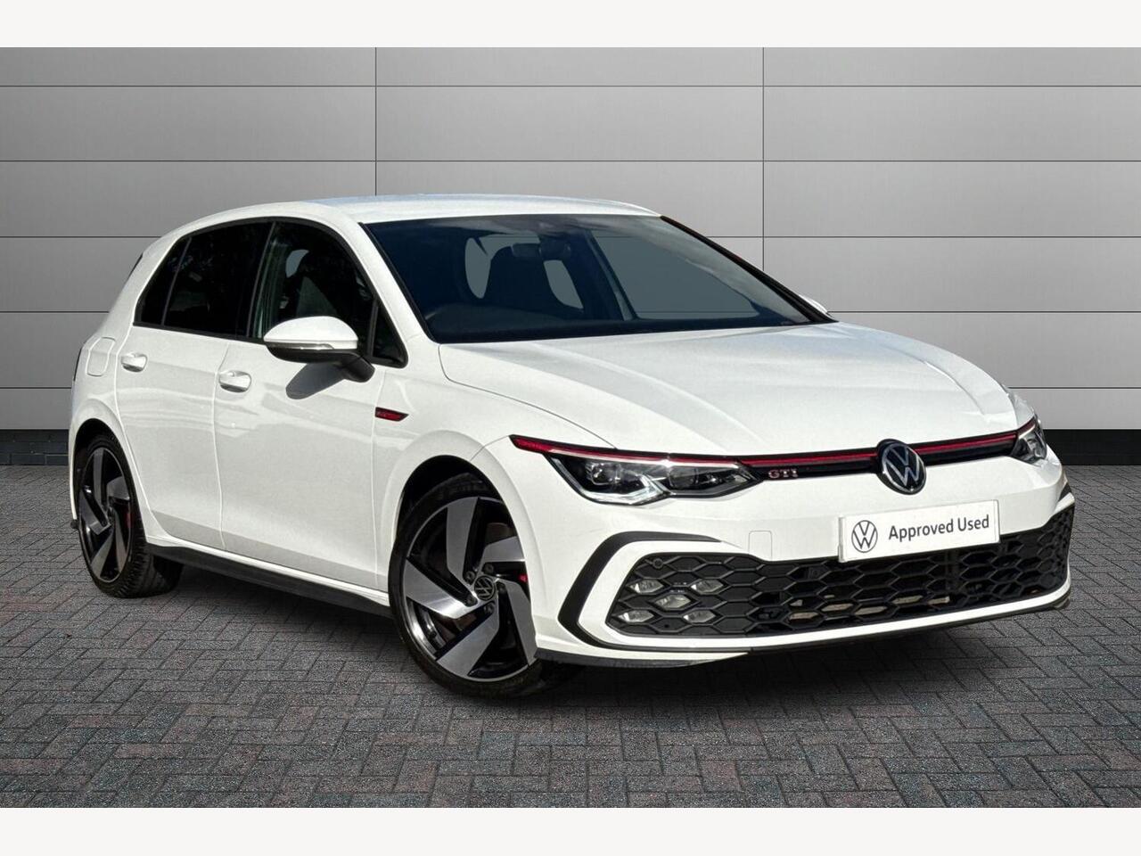 Main listing image - Volkswagen Golf