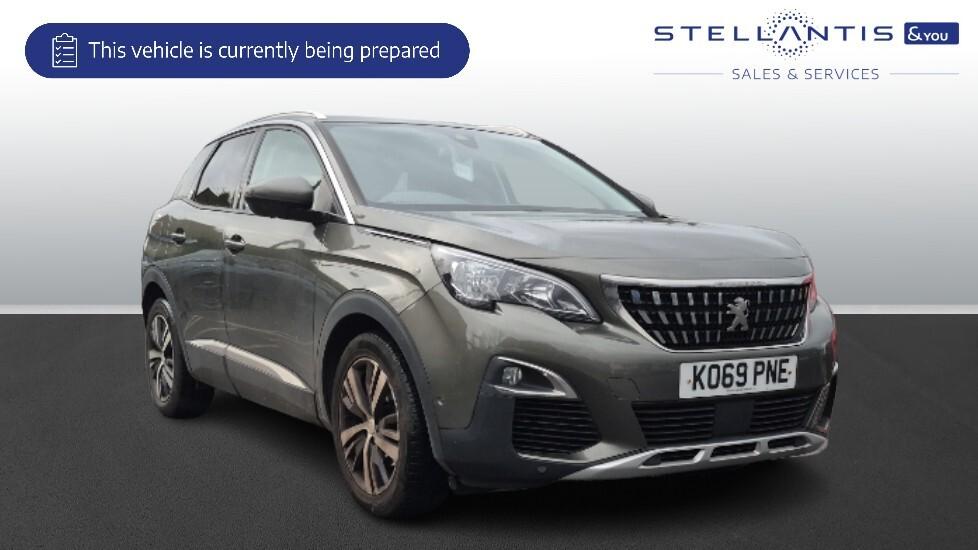 Main listing image - Peugeot 3008