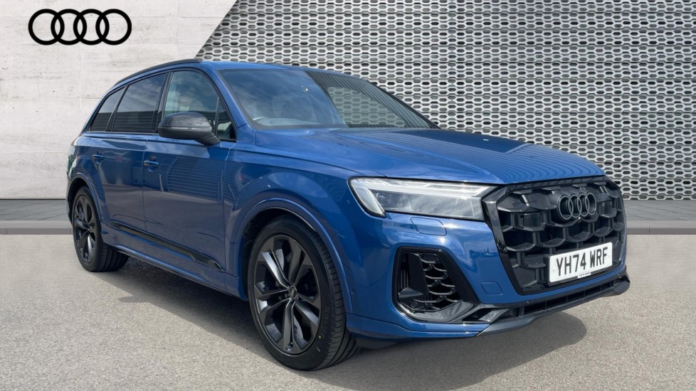 Main listing image - Audi Q7