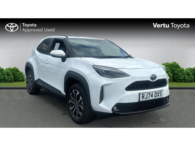 Main listing image - Toyota Yaris Cross