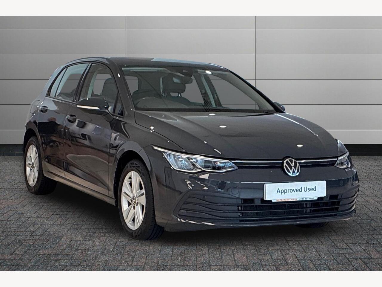 Main listing image - Volkswagen Golf