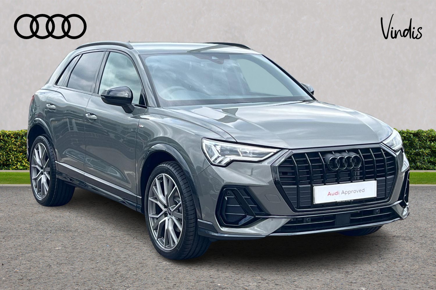 Main listing image - Audi Q3