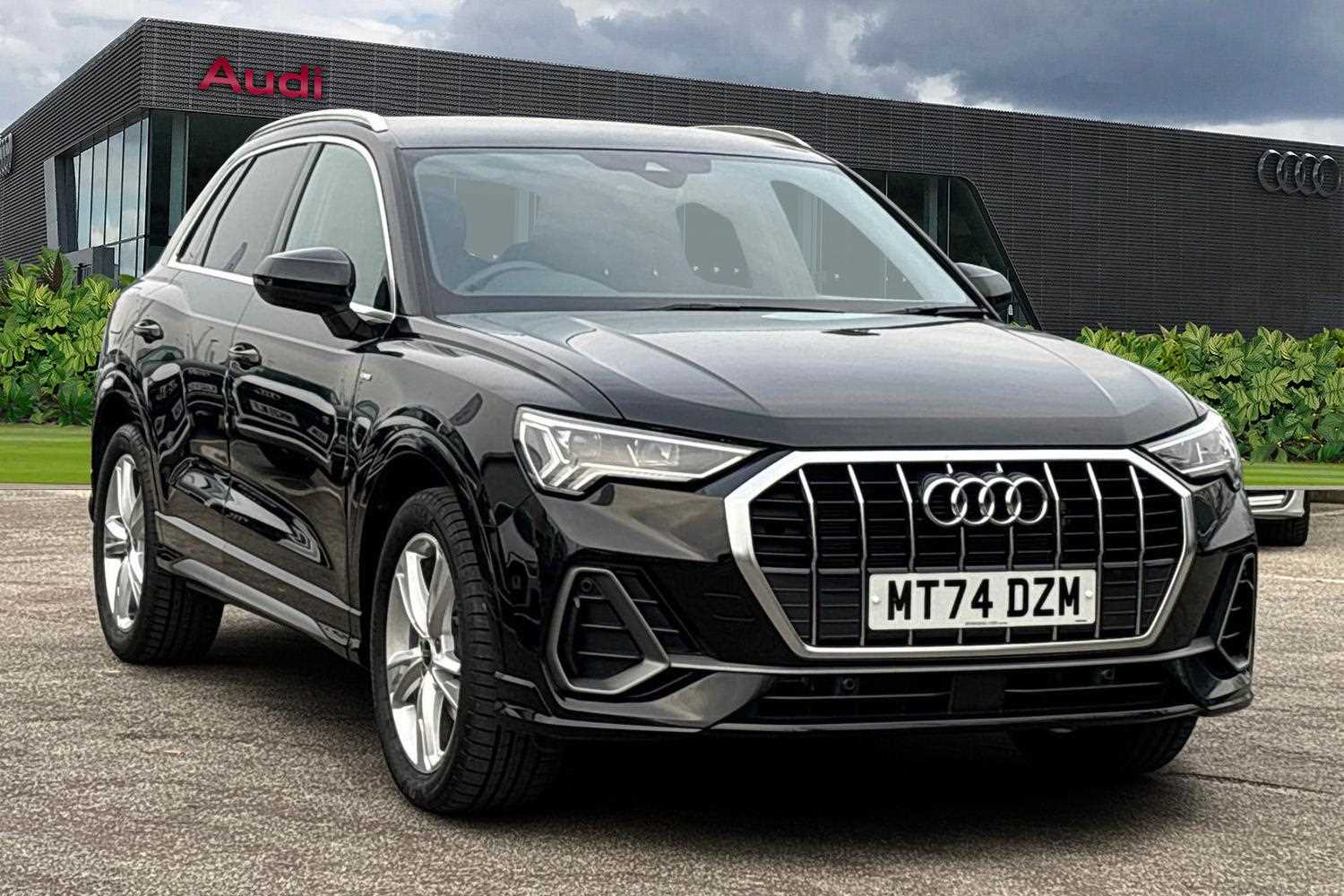 Main listing image - Audi Q3