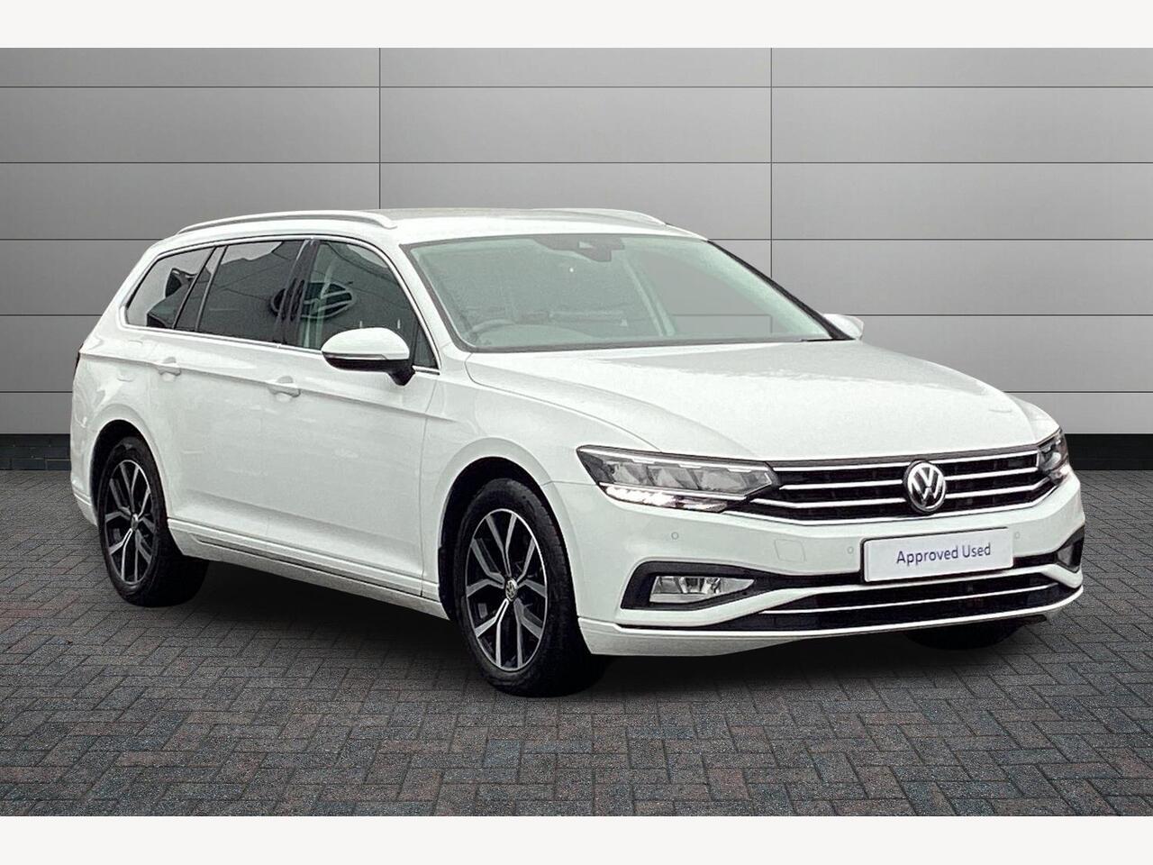 Main listing image - Volkswagen Passat Estate