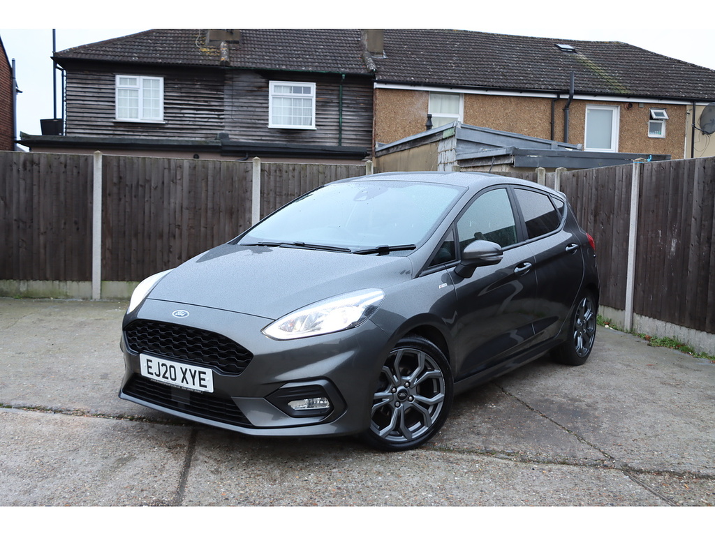 Main listing image - Ford Fiesta