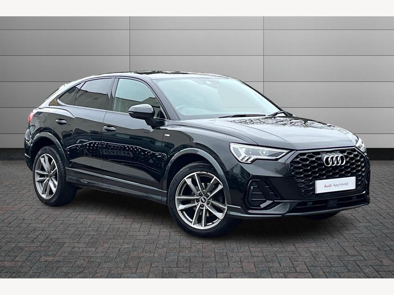 Main listing image - Audi Q3