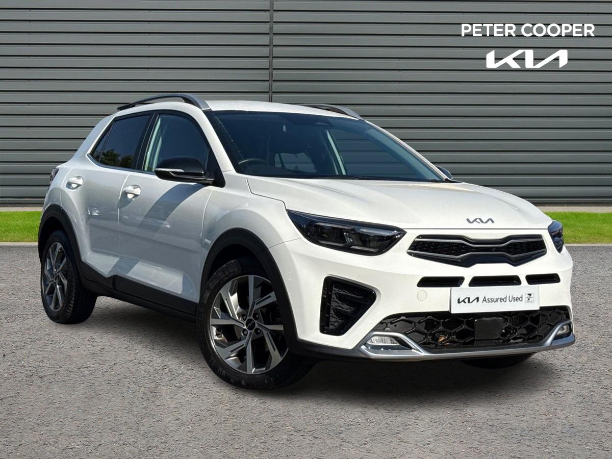 Main listing image - Kia Stonic