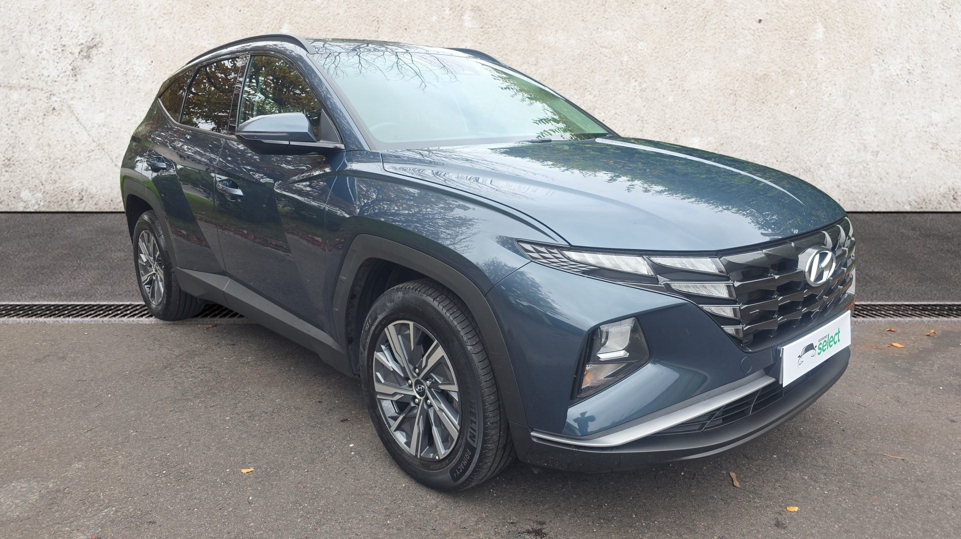 Main listing image - Hyundai Tucson
