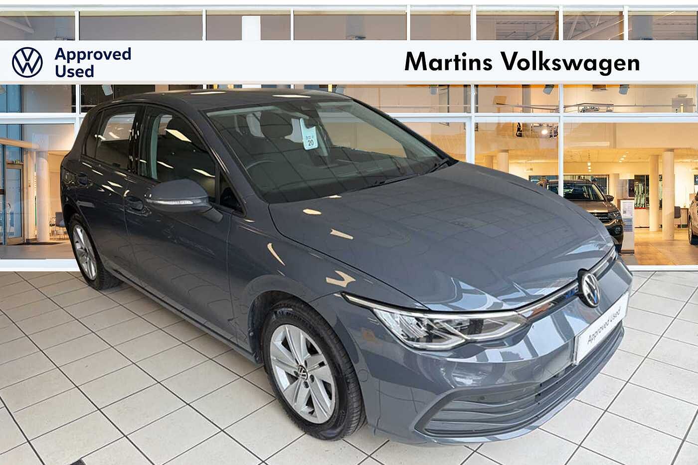 Main listing image - Volkswagen Golf