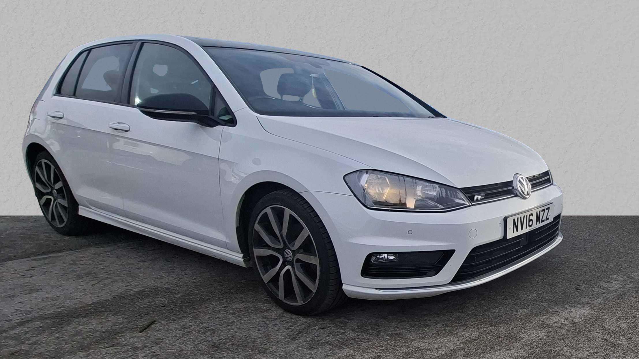 Main listing image - Volkswagen Golf