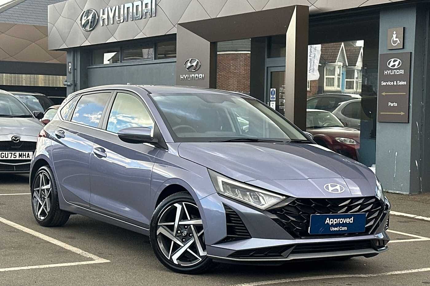 Main listing image - Hyundai i20