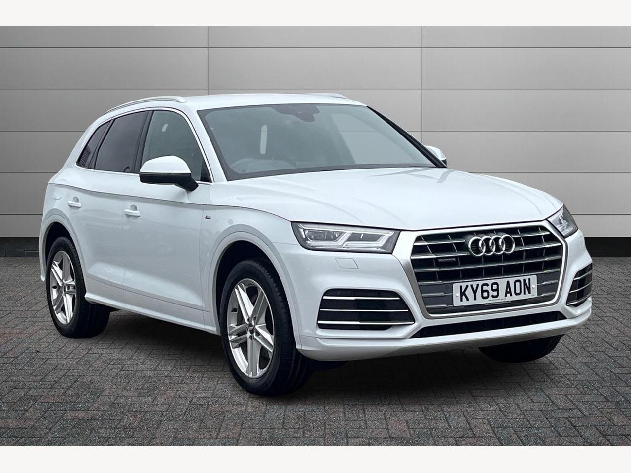 Main listing image - Audi Q5