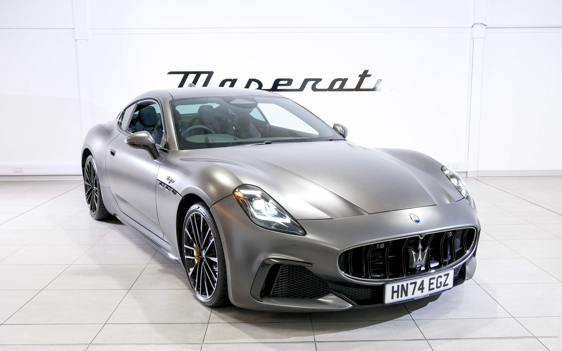 Main listing image - Maserati GranTurismo