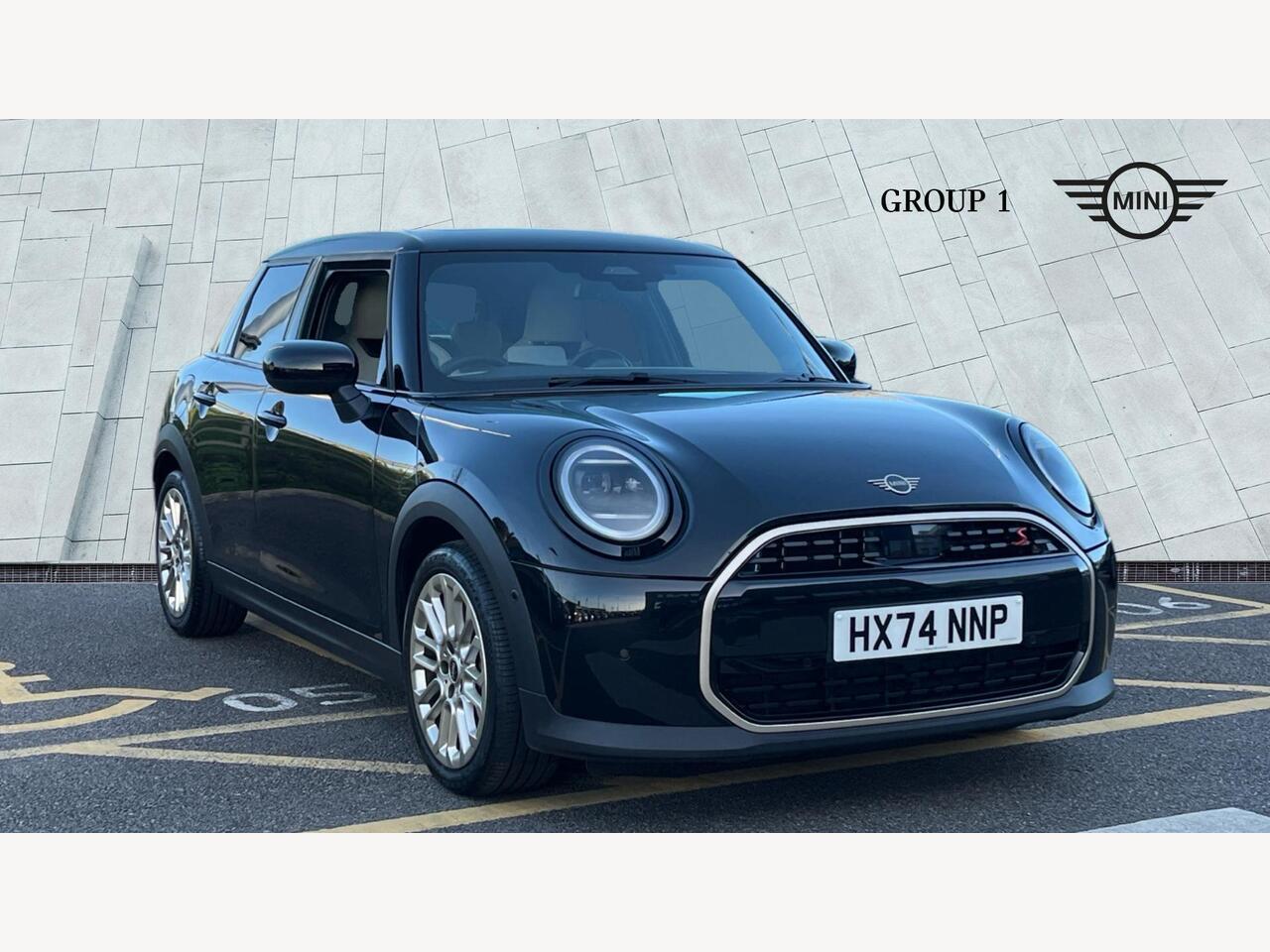 Main listing image - MINI Hatchback 5dr