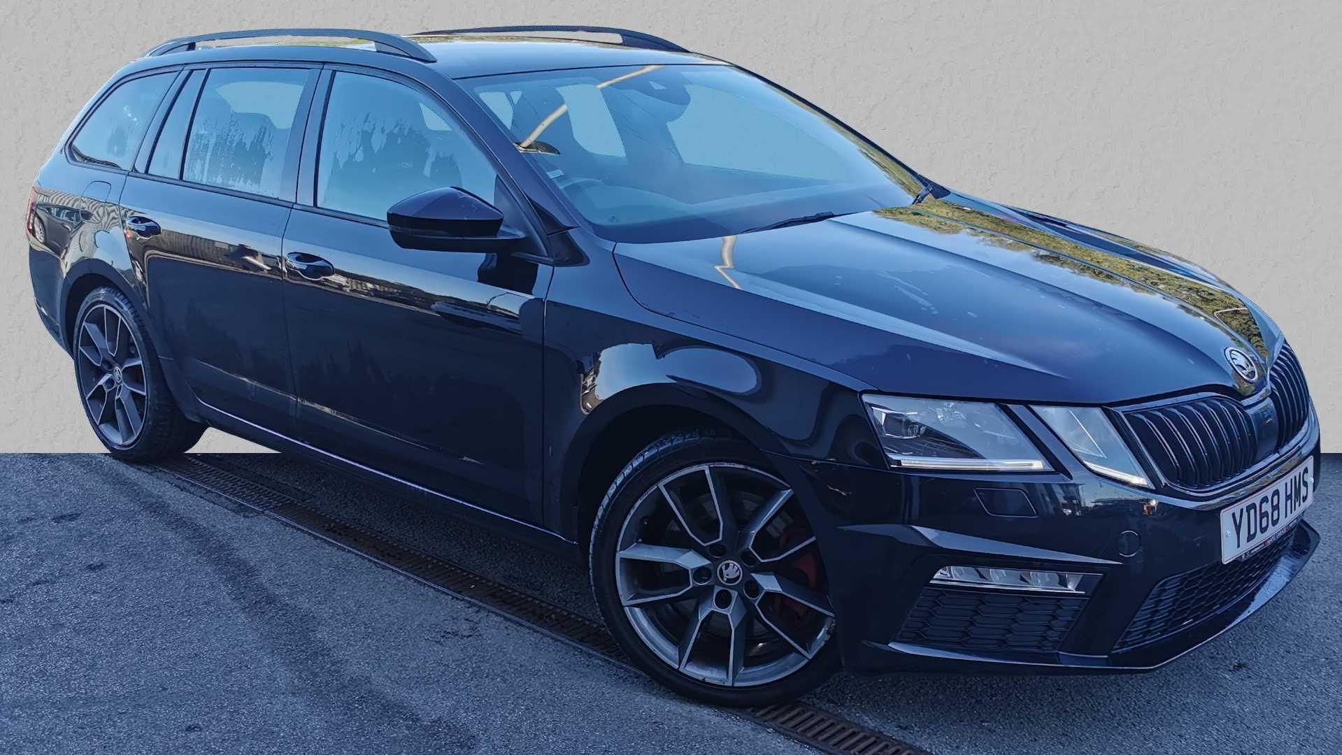 Main listing image - Skoda Octavia Estate