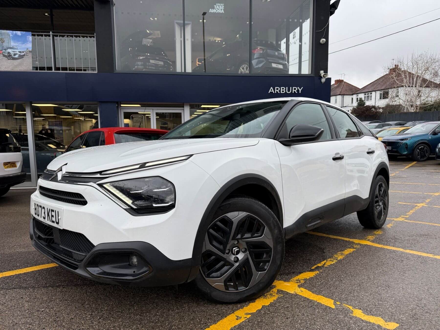 Main listing image - Citroen C4