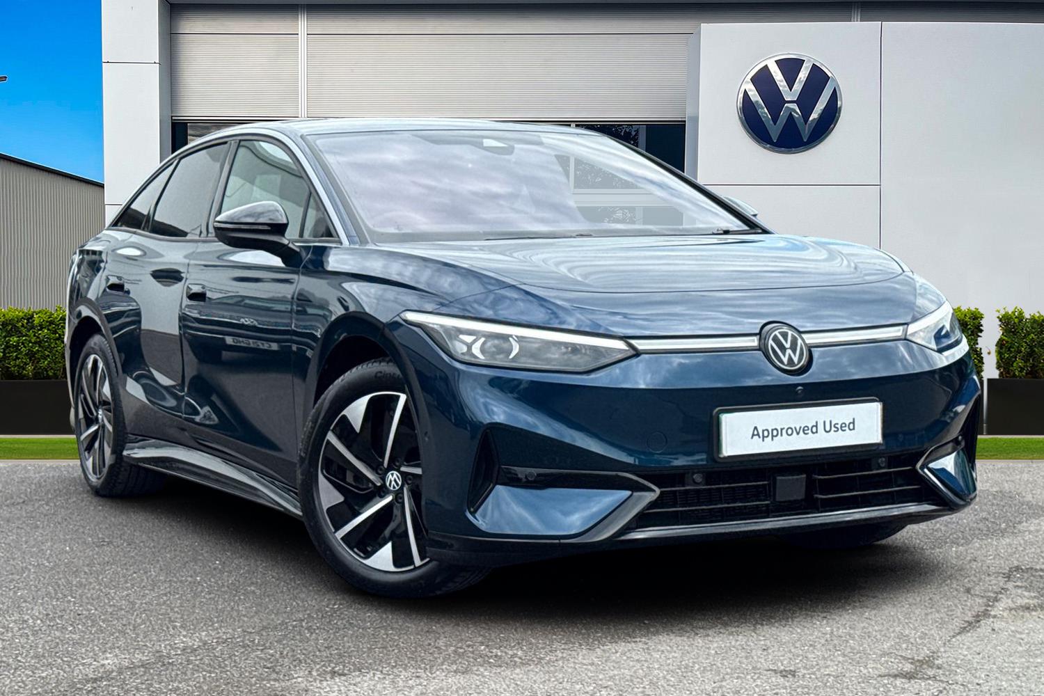 Main listing image - Volkswagen ID.7