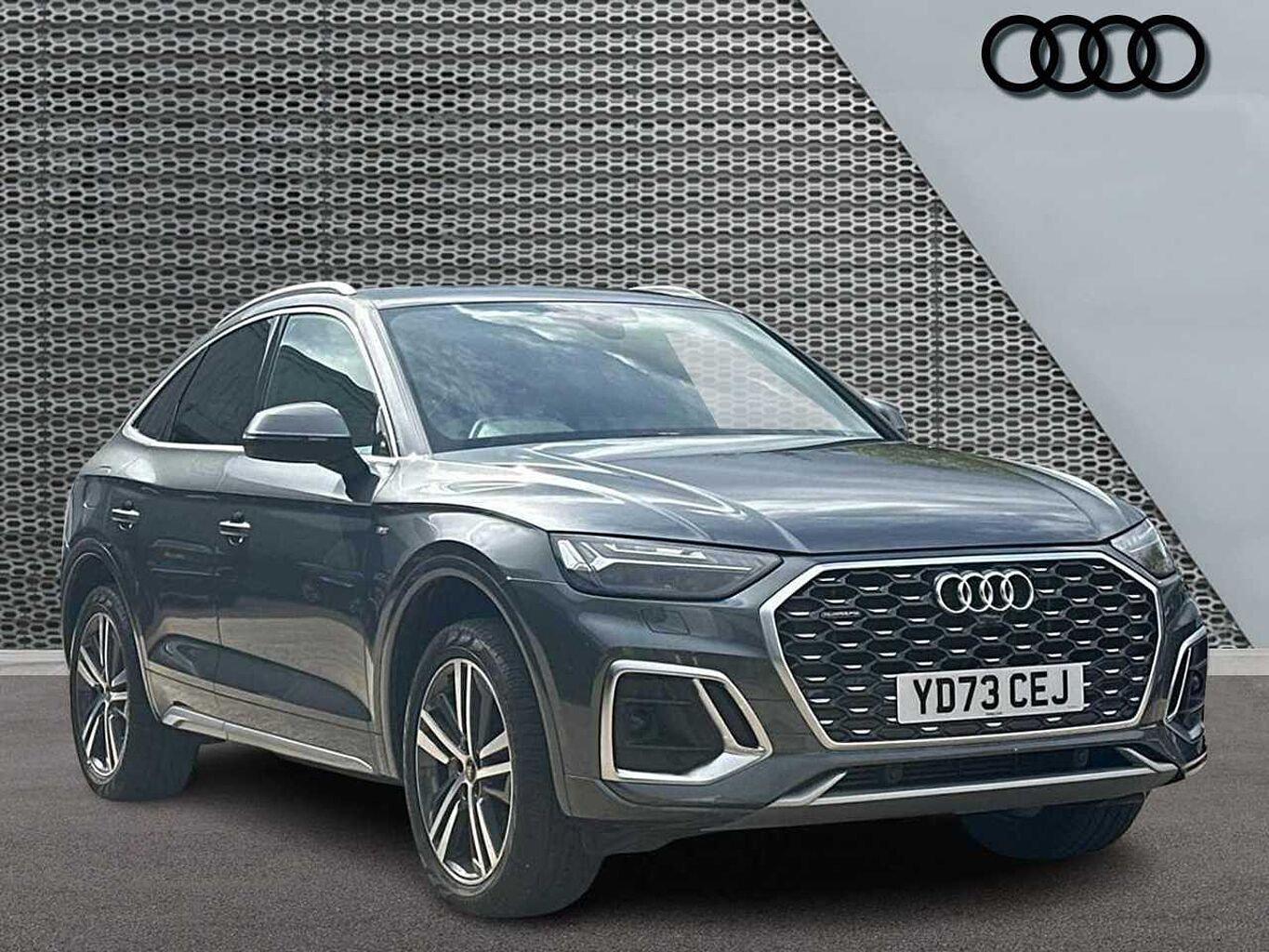 Main listing image - Audi Q5