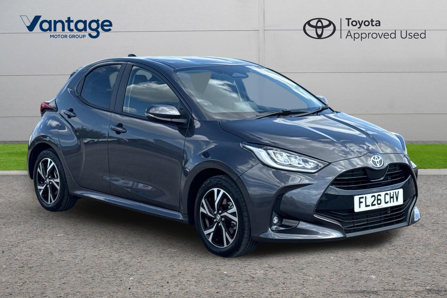 Main listing image - Toyota Yaris