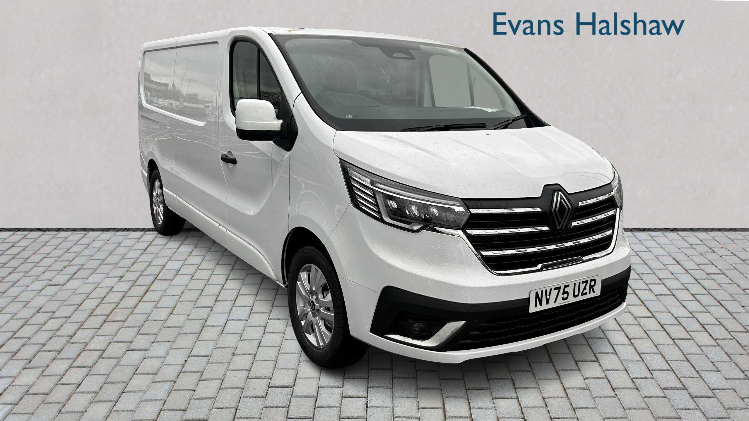 Main listing image - Renault Trafic
