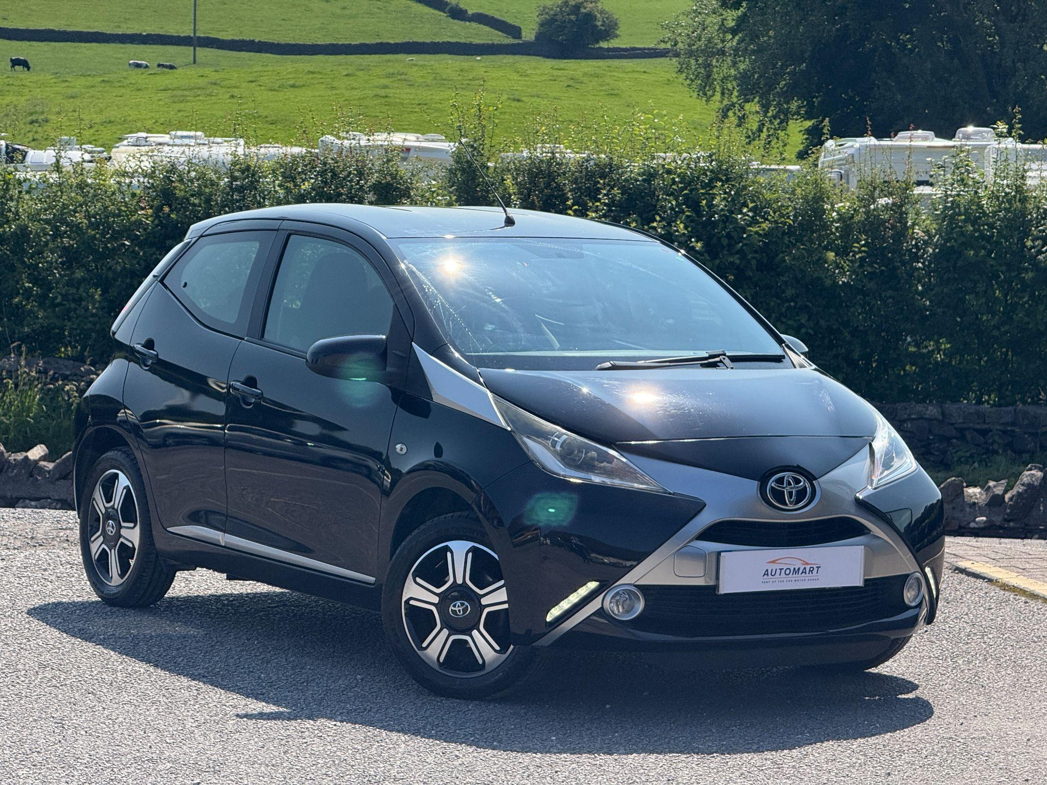 Main listing image - Toyota Aygo