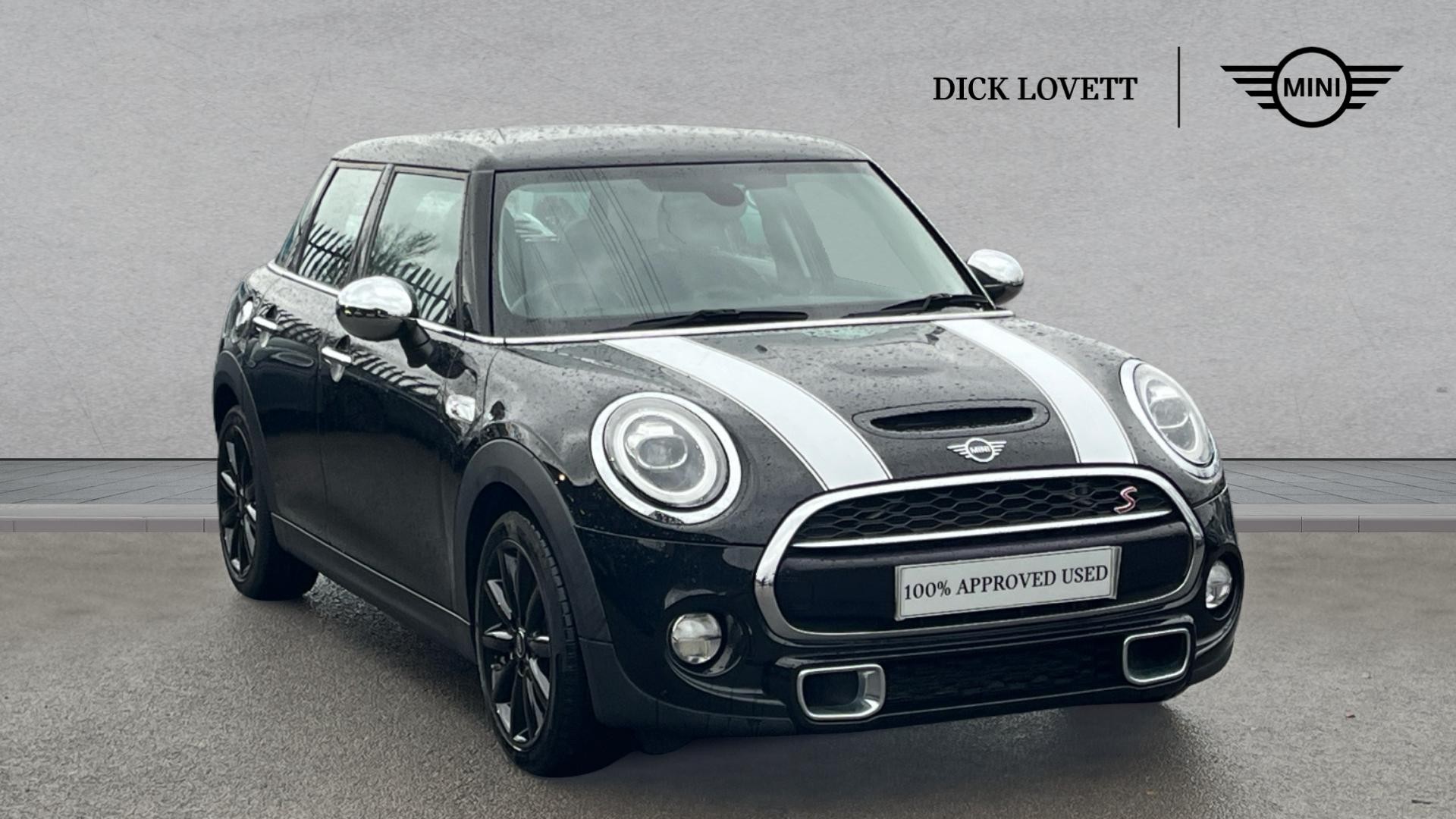 Main listing image - MINI Hatchback 5dr