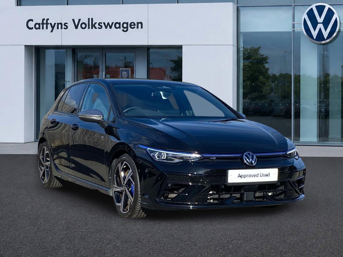 Main listing image - Volkswagen Golf