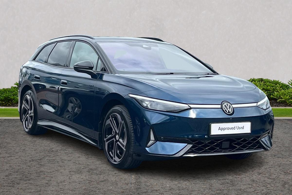 Main listing image - Volkswagen ID.7