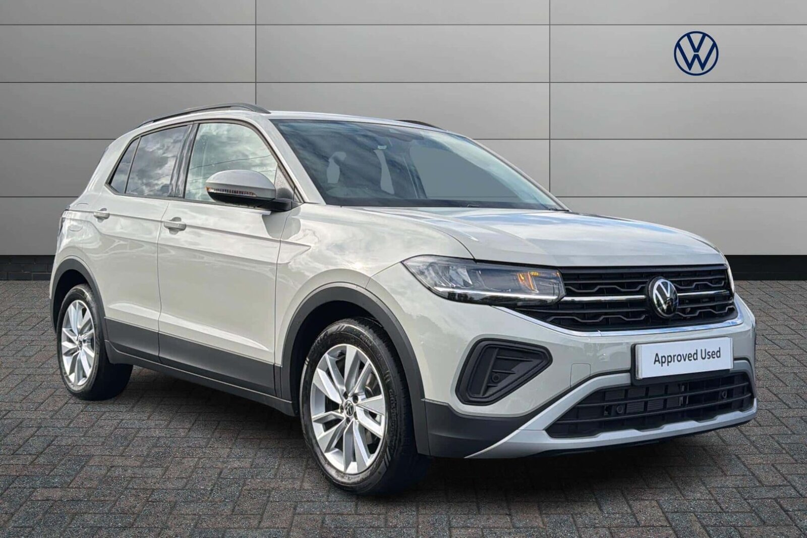Main listing image - Volkswagen T-Cross