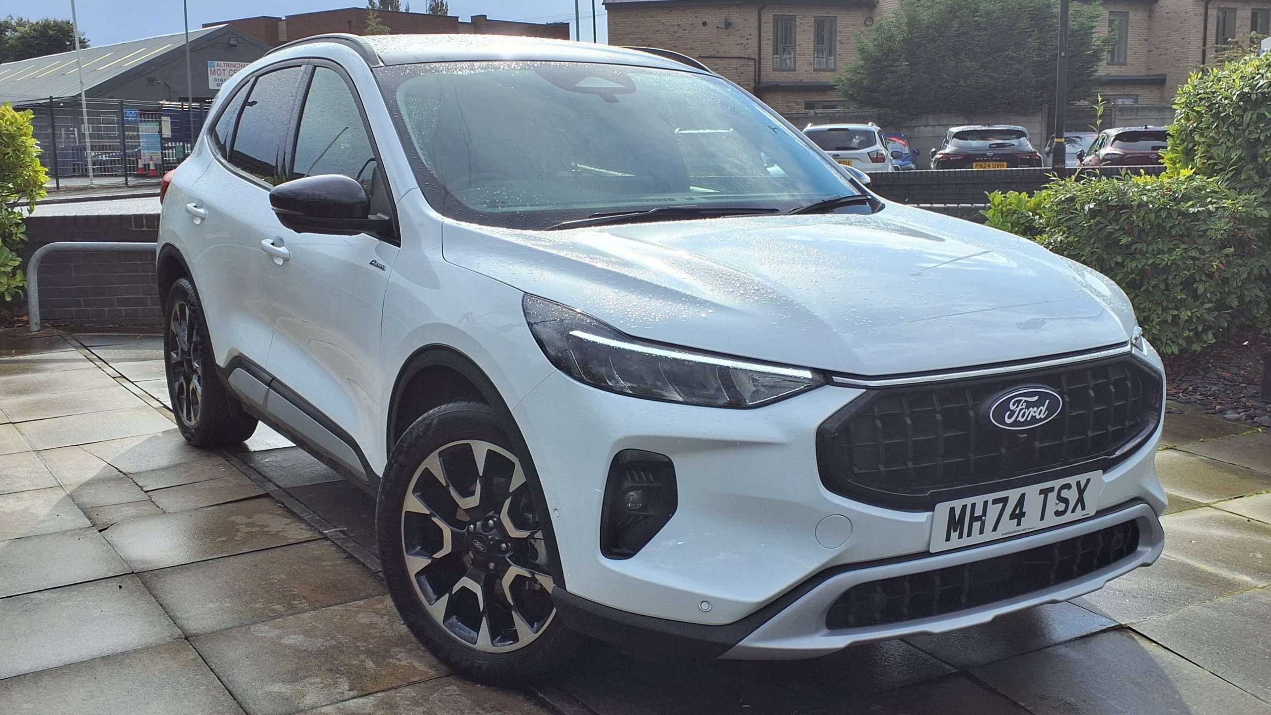 Main listing image - Ford Kuga