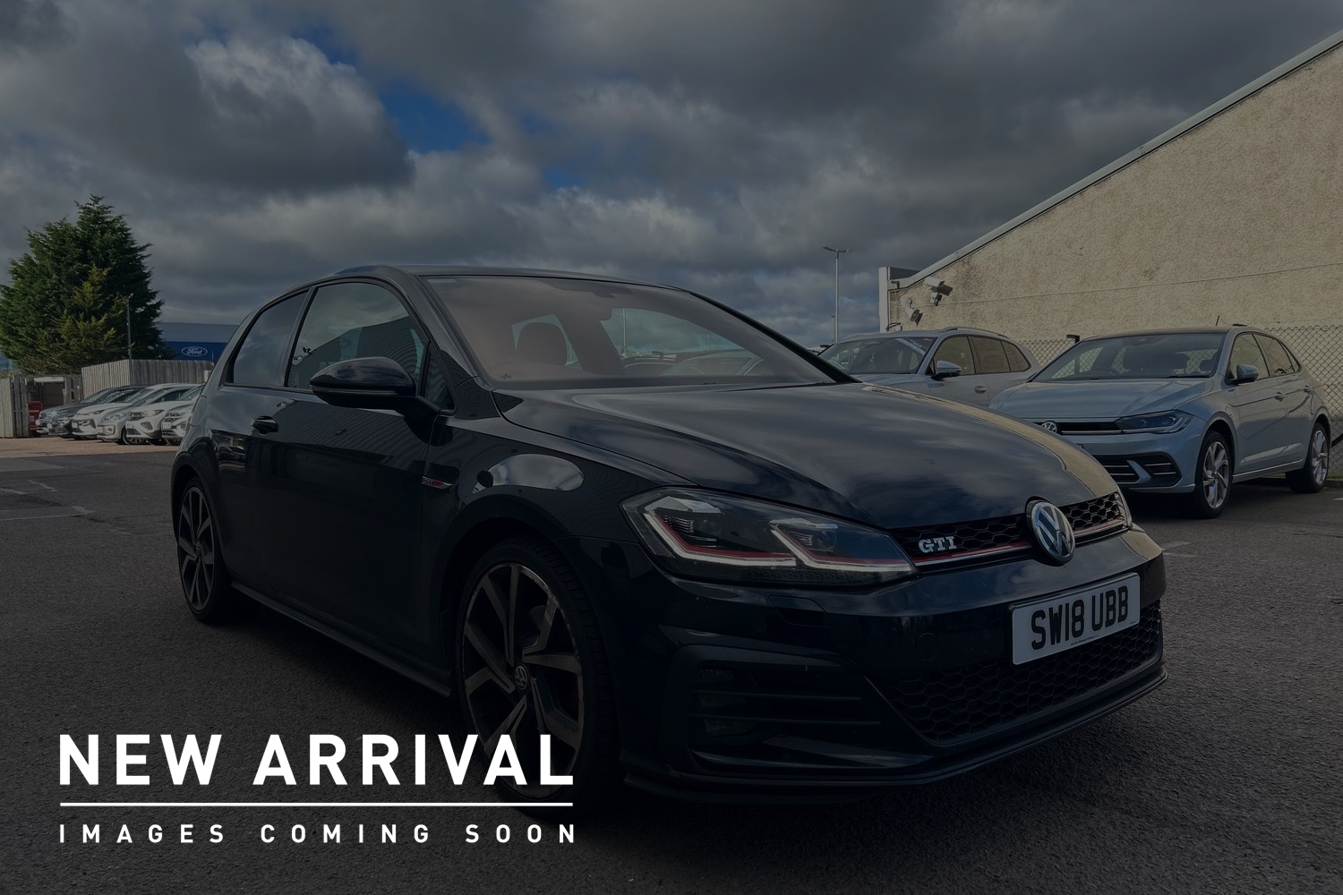 Main listing image - Volkswagen Golf
