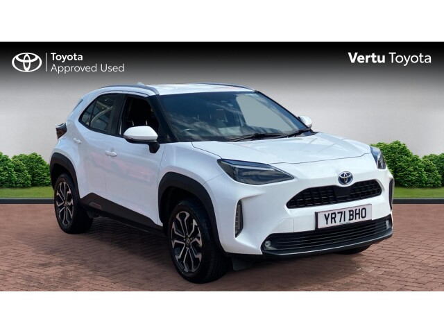 Main listing image - Toyota Yaris Cross