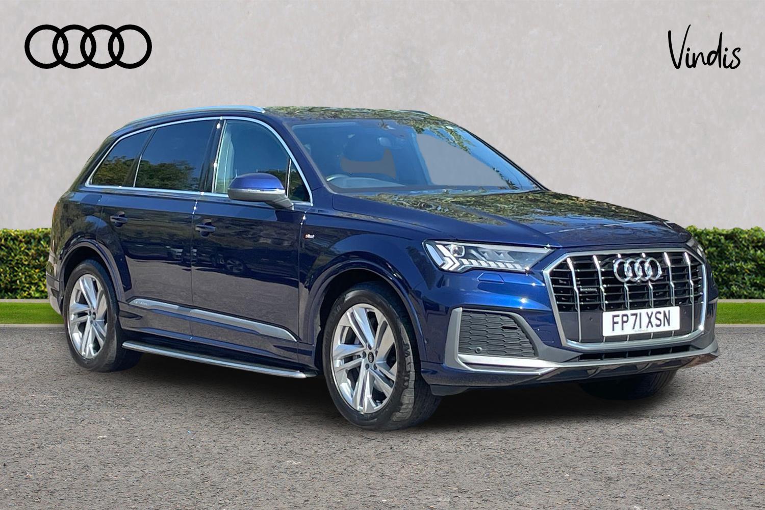 Main listing image - Audi Q7