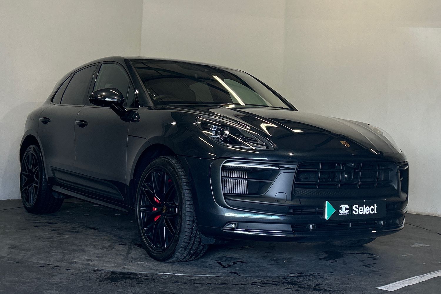 Main listing image - Porsche Macan