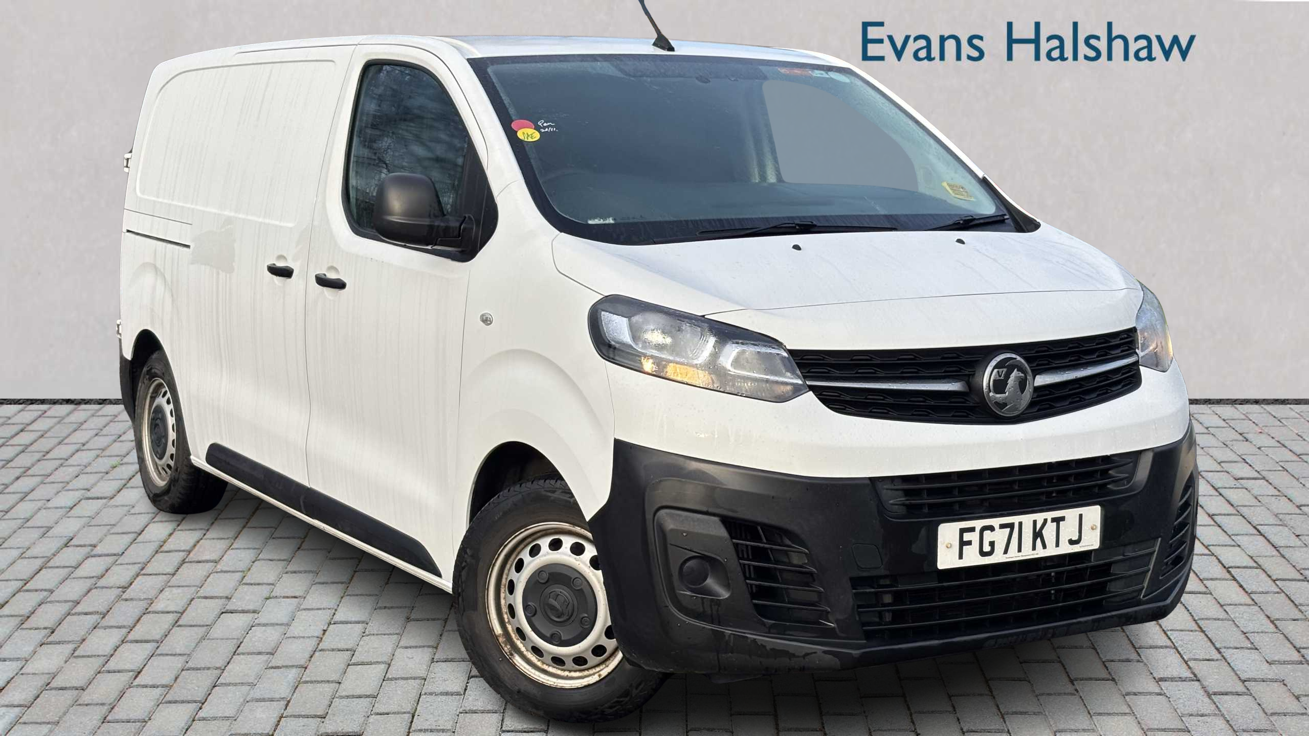 Main listing image - Vauxhall Vivaro