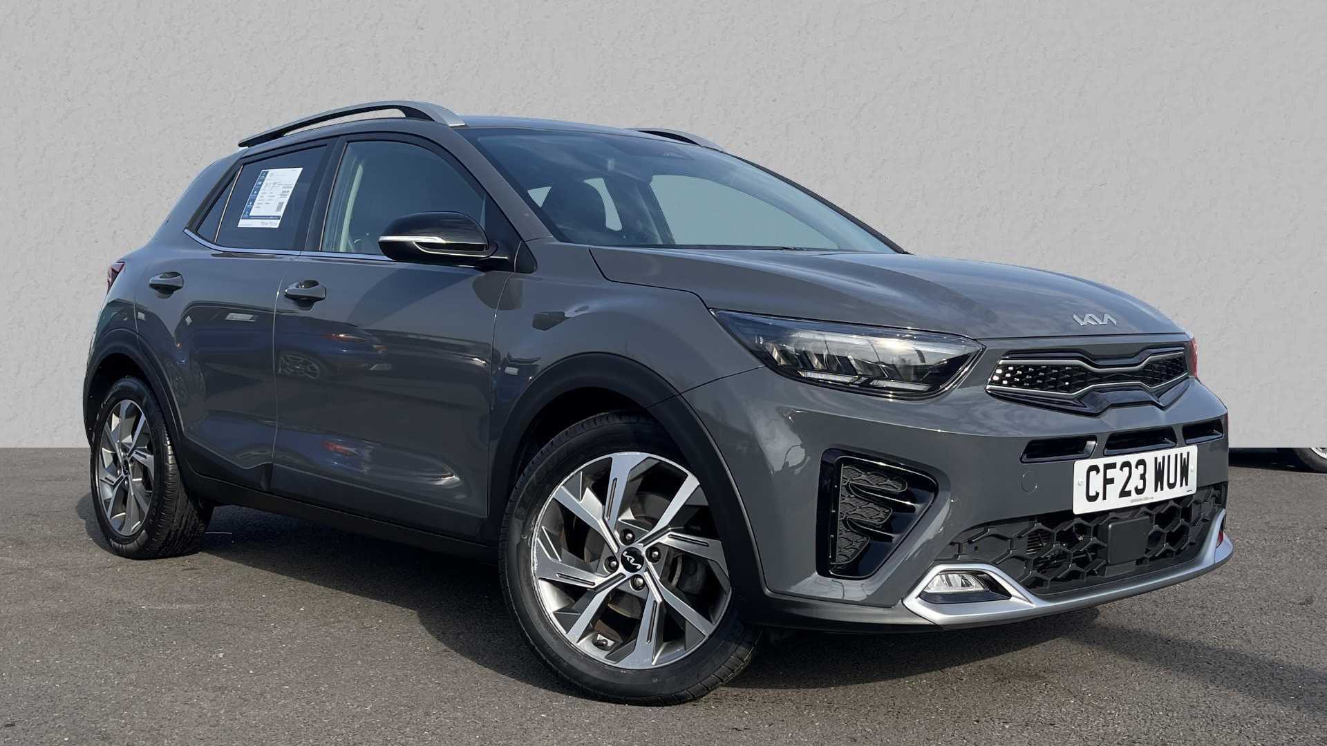 Main listing image - Kia Stonic