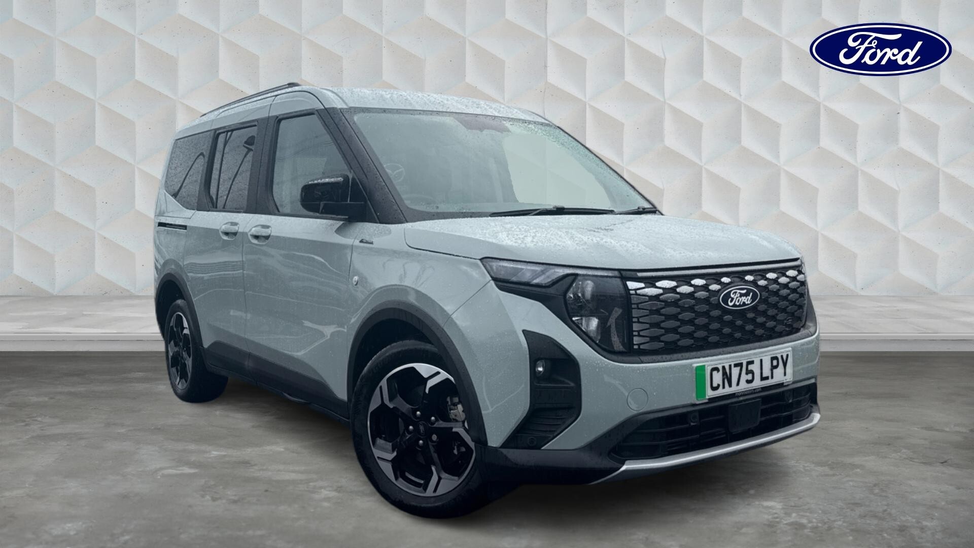 Main listing image - Ford Tourneo Courier