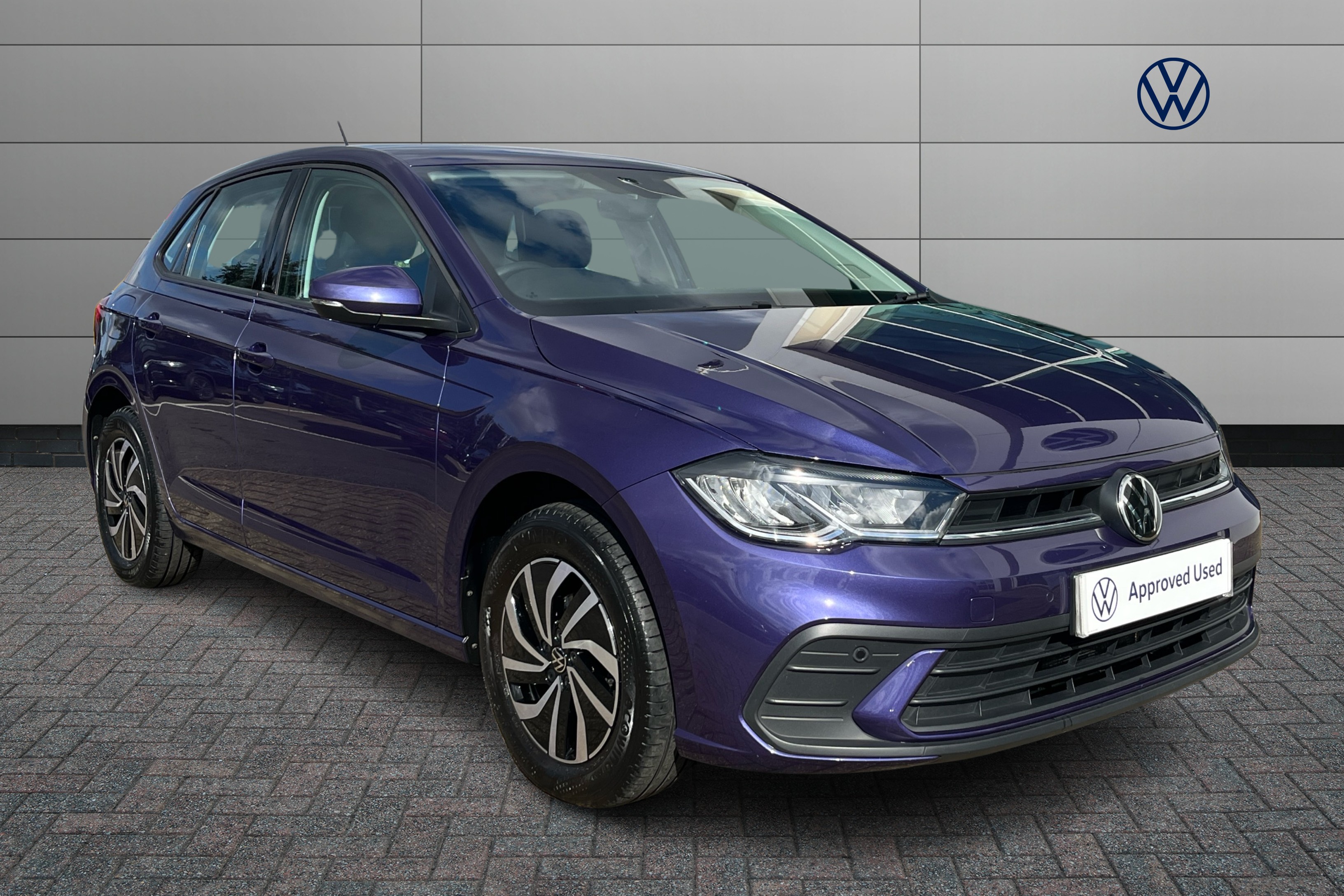 Main listing image - Volkswagen Polo