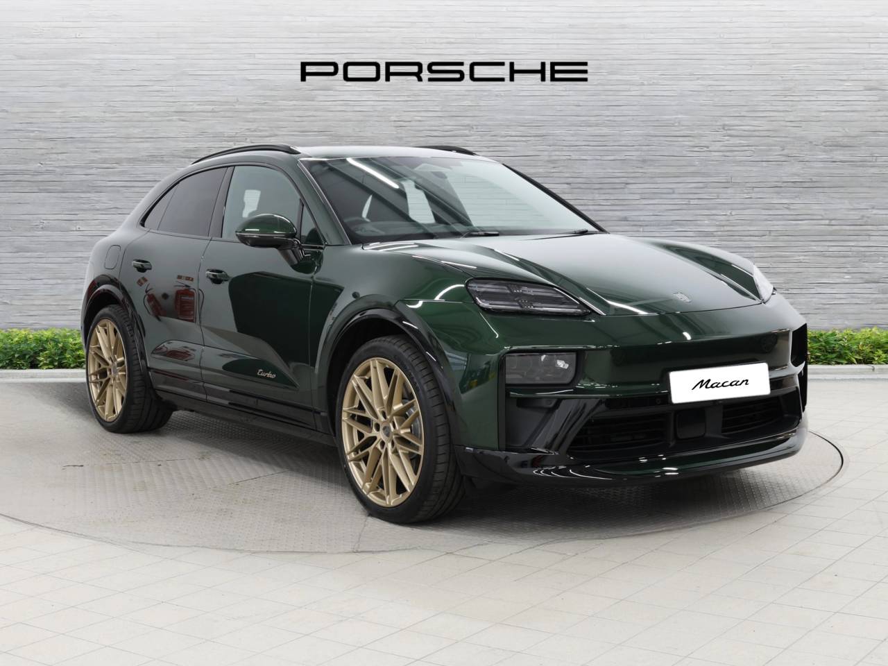 Main listing image - Porsche Macan