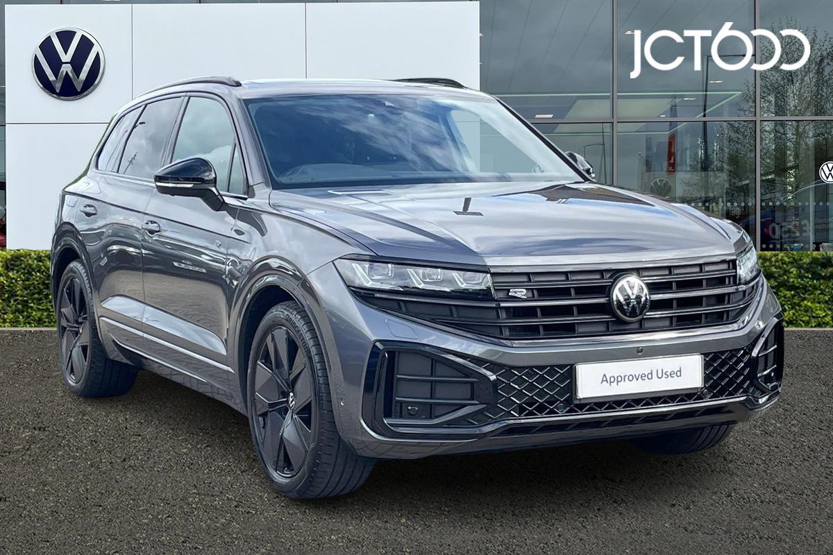 Main listing image - Volkswagen Touareg