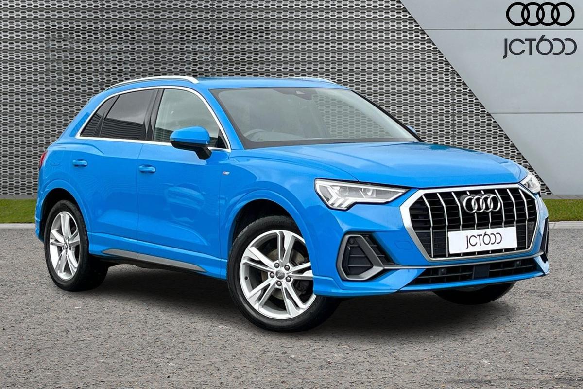 Main listing image - Audi Q3
