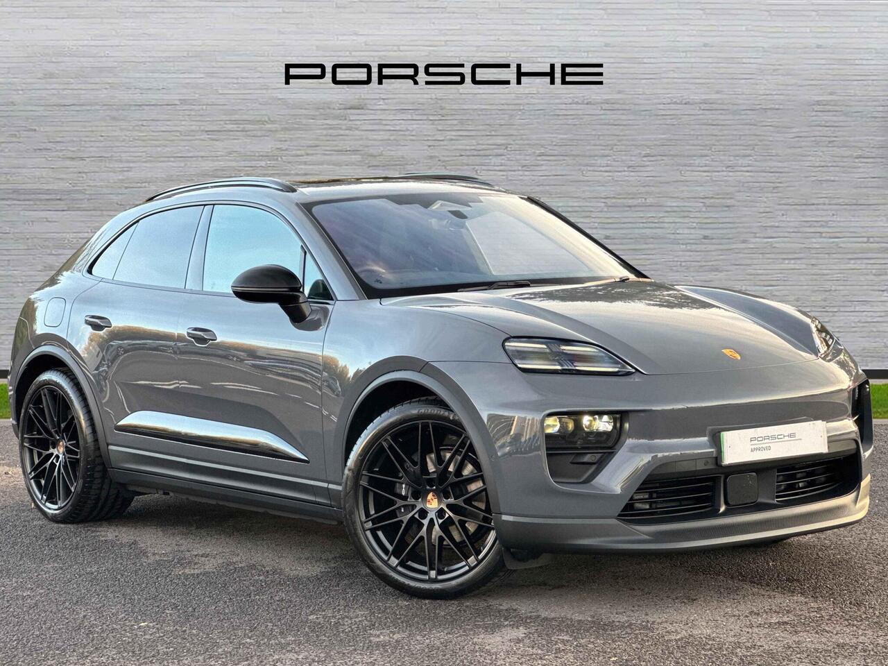 Main listing image - Porsche Macan