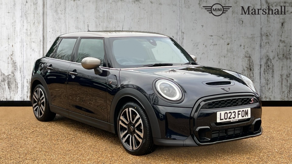 Main listing image - MINI Hatchback 5dr